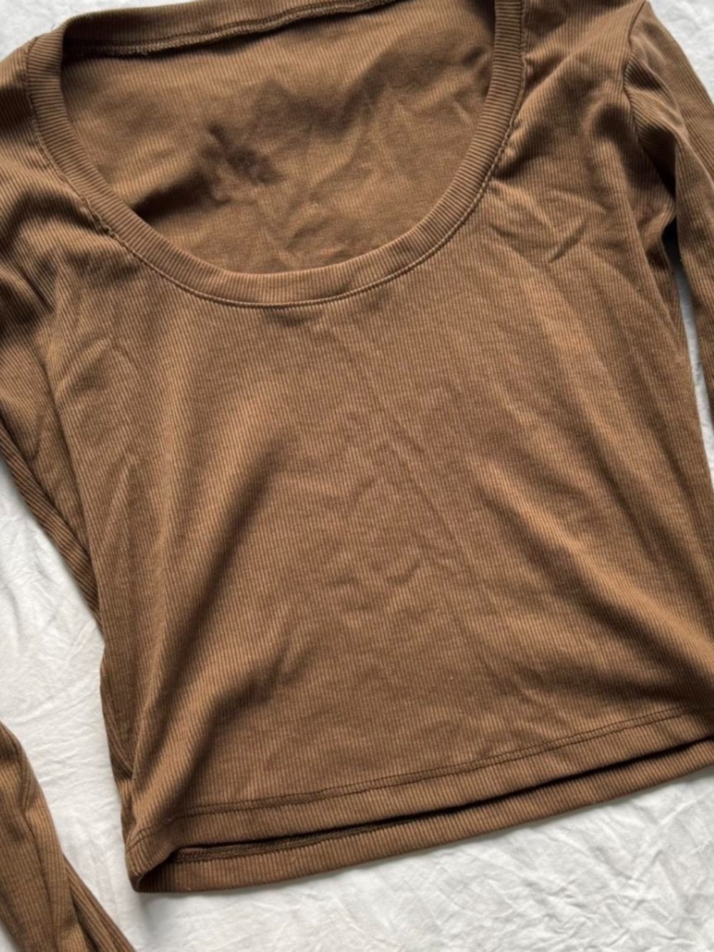 ✧･ﾟ: *✧･ﾟ:* BROWN LONGSLEEVE ✧･ﾟ: *✧･ﾟ:*